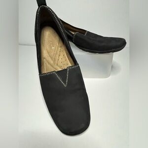 Naturalizer Black Nubuck Loafer size 8